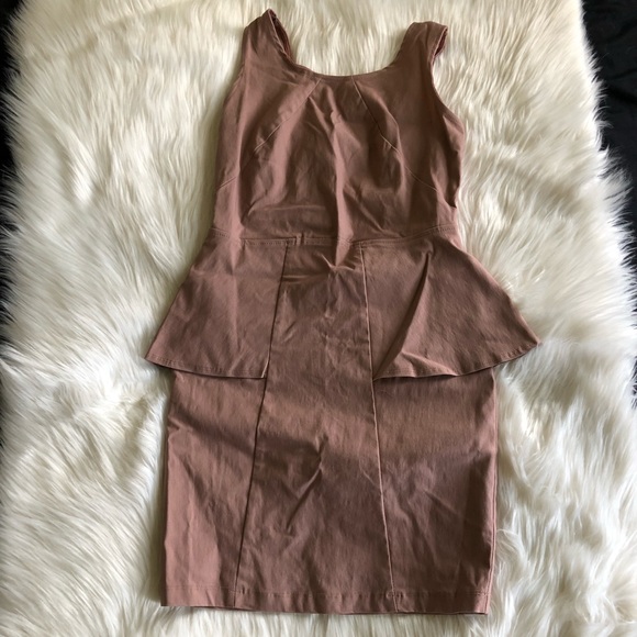 Dusty rose dress - Picture 7 of 8